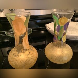 Two beautiful Tracey porter vases